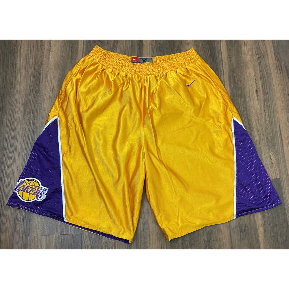 VTG Y2K Men Nike Team NBA Los Angeles Lakers reversible basketball shorts XL